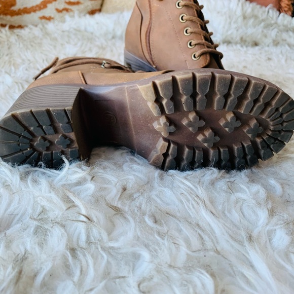 Heeled Hiker Boots - Picture 3 of 5